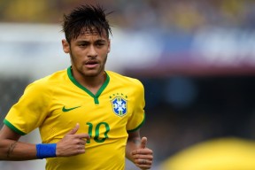 女子200蝶划频变化趋势中美分化明显，女子200米蝶泳决赛完整视频