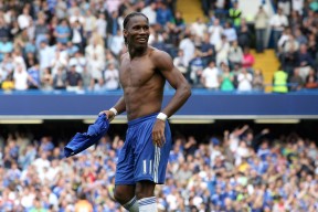 东亚杯国足晋级 球员配合更加默契，东亚杯中国队名单